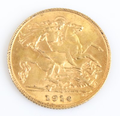 Lot 2029 - Great Britain, 1914 gold half sovereign,...