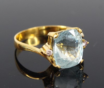 Lot 2611 - A contemporary yellow metal aquamarine and...