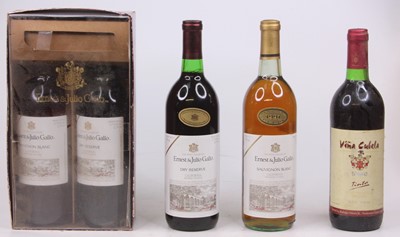 Lot 1028 - Assorted red wines to include Château...