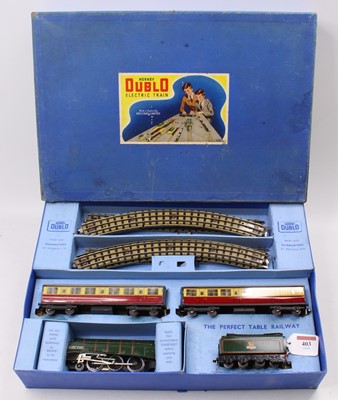 Lot 403 - Hornby-Dublo 3-rail EDP11 passenger set...