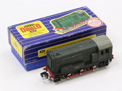 Lot 406 - 3231 Hornby-Dublo 3-rail, 0-6-0 diesel shunter...