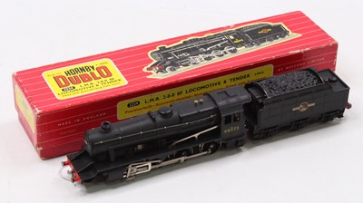 Lot 413 - 2224 Hornby-Dublo 2-rail 2-8-0, 8F loco &...