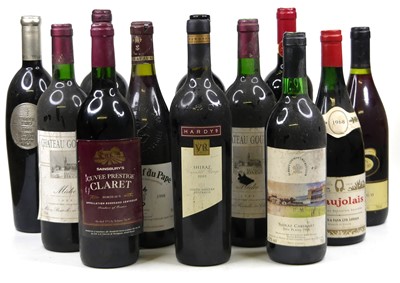 Lot 1032 - Assorted red wines, to include 1968 Beaujolais,...