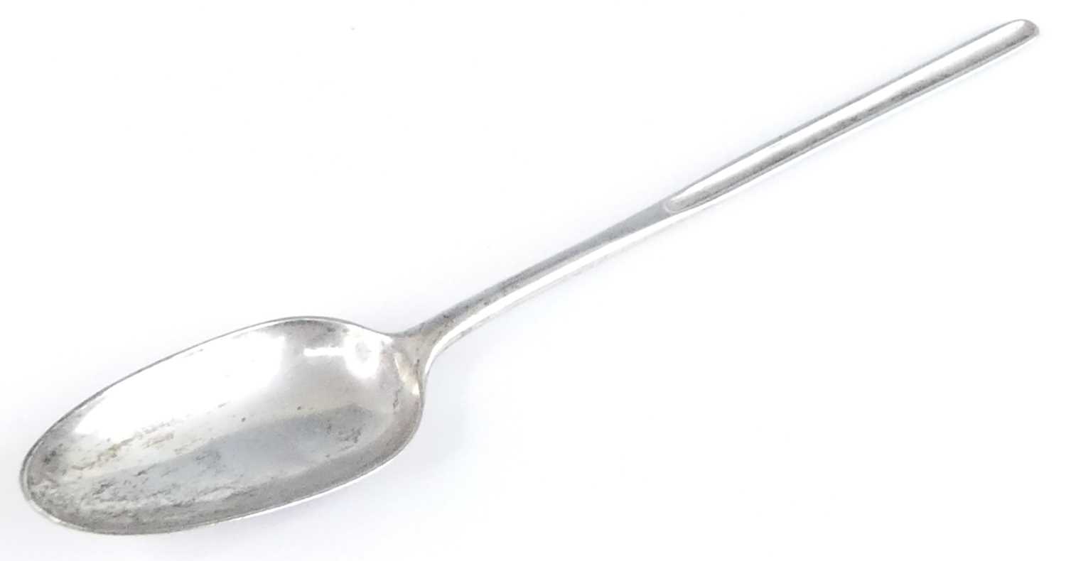 Lot 2064 - A George III silver spoon with marrow scoop...