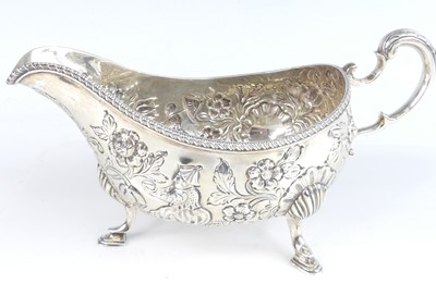 Lot 2099 - A late Victorian silver sauceboat, having...