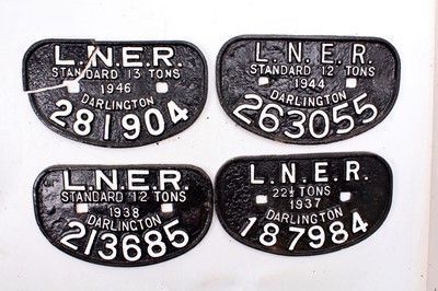Lot 25 - 4 x LNER Darlington D type wagon plates...