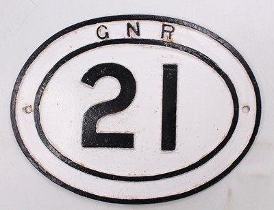 Lot 47 - A GNR cast iron bridge plate no. 21 that has...