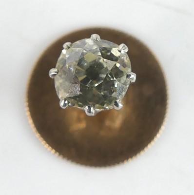 Lot 2818 - A yellow metal diamond set collar stud, the...