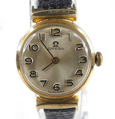 Lot 2814 - A lady's vintage Omega 9ct gold cased...