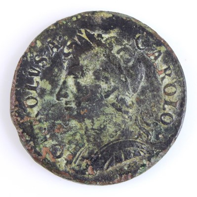 Lot 2130 - England, 1672 copper farthing, obv: laureate...