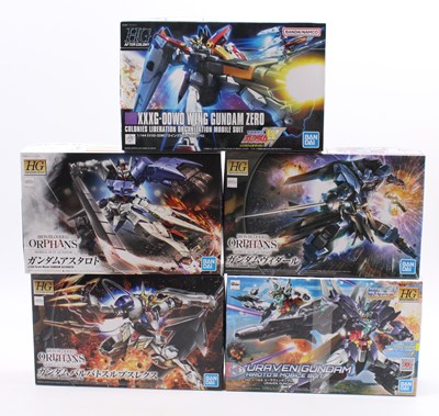 Lot 1600 - Ban Dai High Grade Gundam 1/144th scale kit...