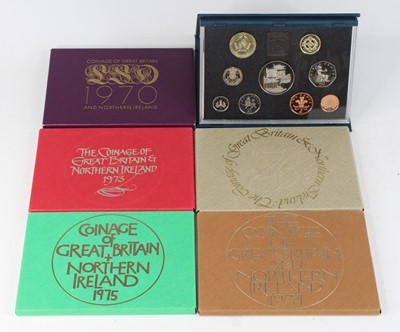 Lot 2363 - United Kingdom, a collection of uncirculated...