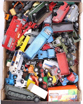 Lot 1534 - A tray of mixed play-worn diecasts and spare...