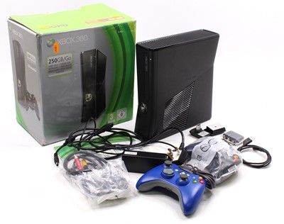 Lot 1553 - An XBOX 360 computer games console in its...