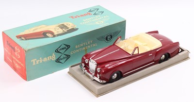 Lot 1724 - Triang Minic Electric 1/20th scale Bentley...