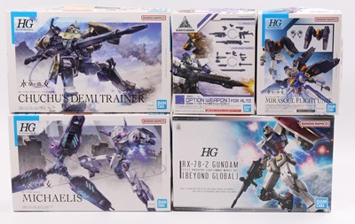 Lot 1605 - Ban Dai High Grade Gundam 1/144th scale group...