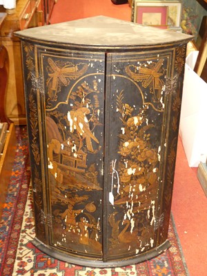 Lot 1176 - A 19th century black chinoiserie lacquered and...