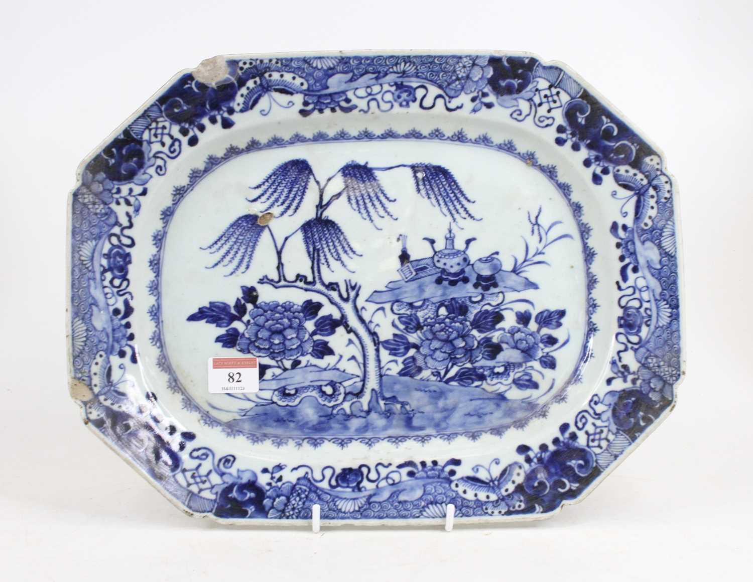 Lot 82 - A Chinese export blue & white meat plate of...