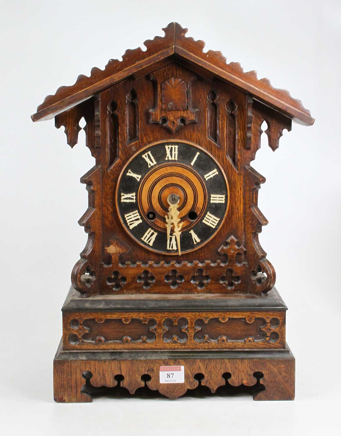 Lot 87 - An early 20th century oak cased cuckoo clock...