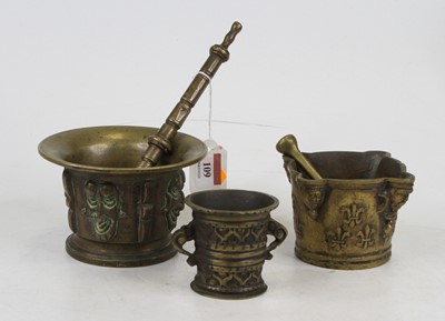 Lot 109 - A cast brass pestle and mortar in the 17th...