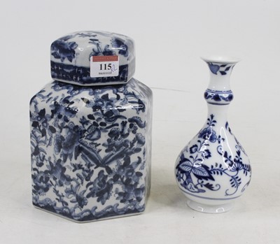 Lot 115 - A Chinese blue & white ginger jar and cover of...