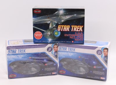 Lot 1614 - Polar Lights 1/1000th scale Star Trek model...