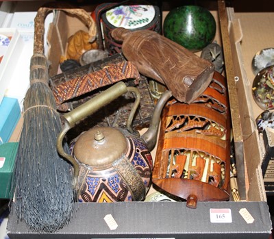Lot 165 - A collection of miscellaneous items to include...
