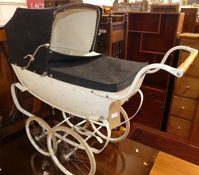 Lot 1371 - A Silver Cross painted metal baby's pram