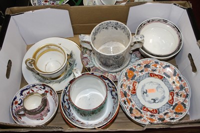 Lot 680 - A box of miscellaneous china, to include a...