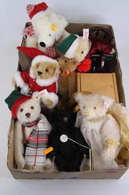 Lot 481 - A collection of various Steiff teddy bears