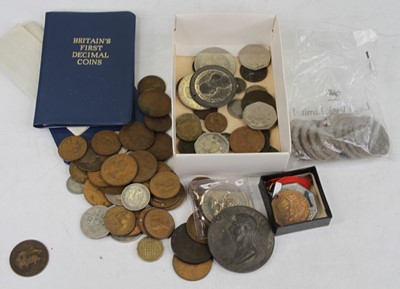 Lot 470 - A collection of British coins, tokens and...