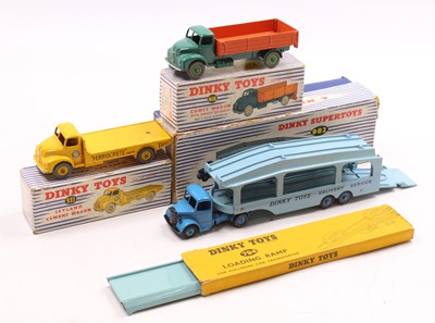 Lot 1190 - Dinky Toys boxed model group of 3 comprising...