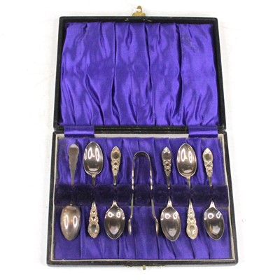 Lot 346 - A set of six George V silver teaspoons and...