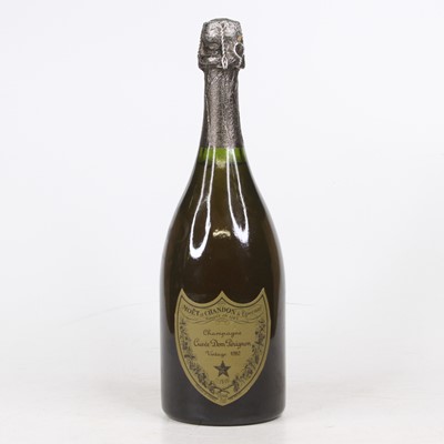 Lot 1215 - Moët & Chandon Dom Perignon vintage 1982 Brut...