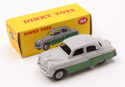 Lot 1167 - Dinky Toys No. 164 Vauxhall Cresta saloon...