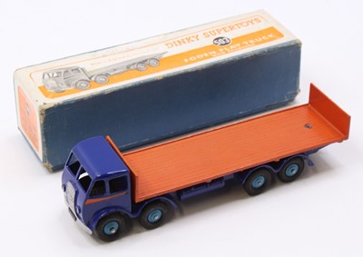 Lot 1001 - Dinky Toys No. 503 Foden (1st Type) Flat Truck...