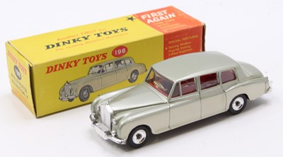 Lot 1099 - A Dinky Toys No. 198 Rolls Royce Phantom V,...