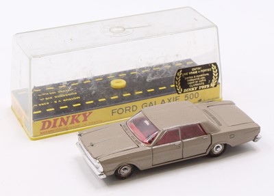 Lot 1151 - A French Dinky Toys No. 1402 Ford Galaxy 500...