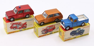 Lot 1167 - A Dinky Toys boxed Landrover diecast group to...