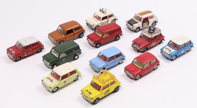 Lot 1298 - A collection of 12 various Mini related...