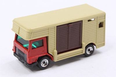 Lot 1411 - A Matchbox Brazillian issue No. 40 horsebox...