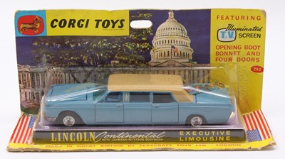 Lot 1256 - A Corgi Toys No. 262 Lincoln Continental...