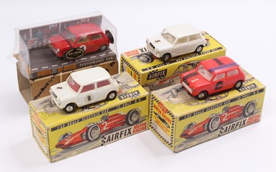 Lot 1682 - A collection of Airfix 1/32 scale, slot racing...