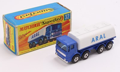 Lot 1405 - Matchbox Lesney Superfast No. 32 Leyland...