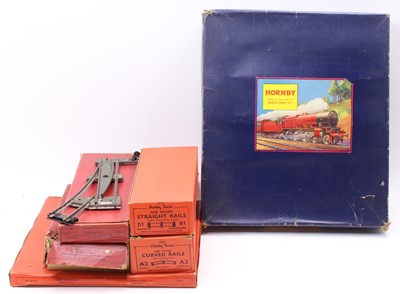 Lot 300 - Hornby 0-gauge items: Post-war No.601 Goods...