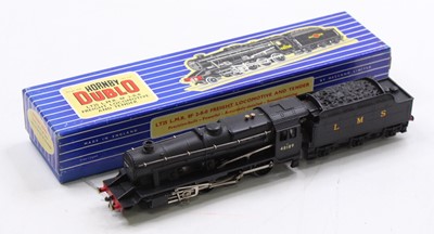 Lot 485 - LT25 Hornby-Dublo 3-rail 8F 2-8-0 loco &...