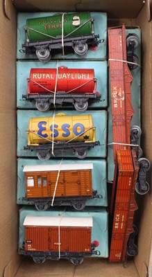 Lot 514 - Seven Hornby-Dublo goods wagons with pre-war...