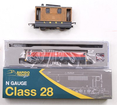 Lot 548 - Two locos two gauges: Rapido N gauge 905008...