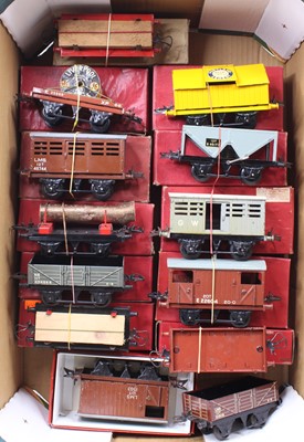 Lot 294 - Thirteen Hornby 4-wheel post-war goods wagons,...