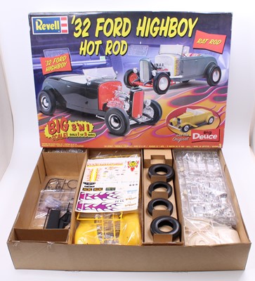 Lot 644 - Revell 1/8th scale No. 85-2616 1932 Ford...